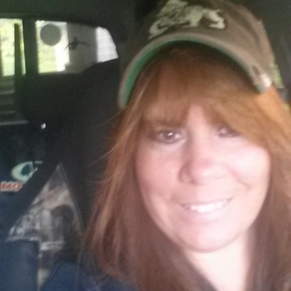 Meet your Posher, Angela - Picture 1 of 1